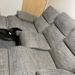 値下げ中】3人掛けソファ 足伸ばせます！！