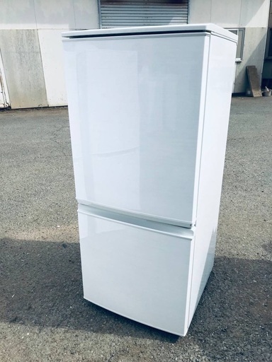 ♦️EJ2339番 SHARPノンフロン冷凍冷蔵庫 【2017年製】