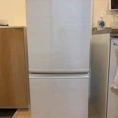 SHARP冷蔵庫　137L 2018年製 両開き扉