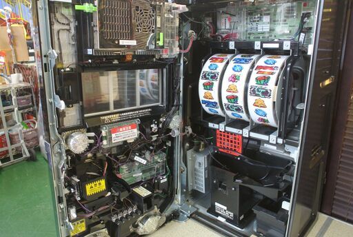 スロット実機 エレコ ギルティクラウンUC コイン不要機 【愛品倶楽部