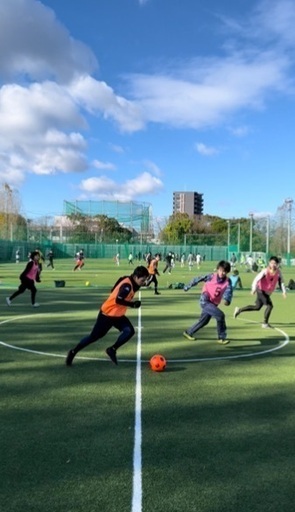 3 21 月祝 個人参加型ソサイチ 8人制サッカー 参加者大募集 男女問わず お1人でもグループでも大歓迎 大阪 鶴見緑地 ぐっちょん 鶴見緑地のサッカーのメンバー募集 無料掲載の掲示板 ジモティー