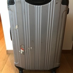 　スーツケース