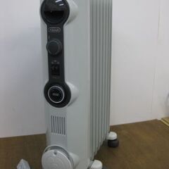 DeLonghi デロンギ オイルヒーター HJ0812 暖房器具