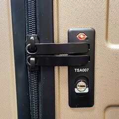 無印良品/MUJI 4輪ハードキャリー 87L 軽量 TSAロック キャリーバー高