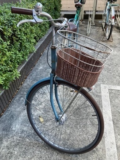 【中古品】自転車　カゴ付き　水色