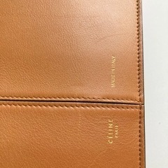 セリーヌ　トライフォールド　CELINE 本革　キャメル