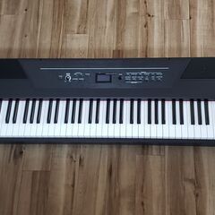 【決定済】Alesis 電子ピアノ 88鍵盤 （ペダルつき）
