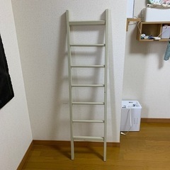 木製ラダーラック