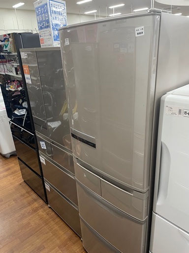 HITACHI  5ドア冷蔵庫　RーK42E 2014年製　415L