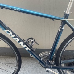 GIANT ESCAPE R3 2016モデル　Mサイズ状態良好