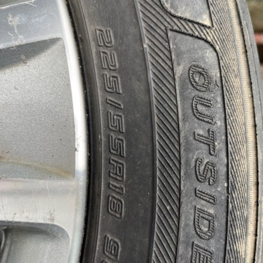 デリカD5 18インチタイヤホイール