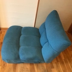 青色　ソファー