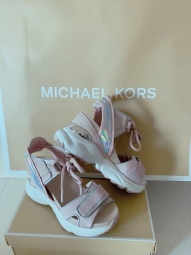 MICHAEL MICHAEL KORS  IRMA サンダルセール中　15000