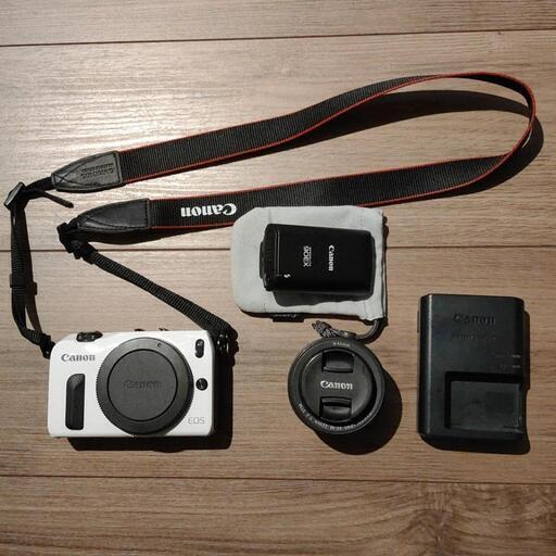 CANON ミラーレスカメラ 20000円