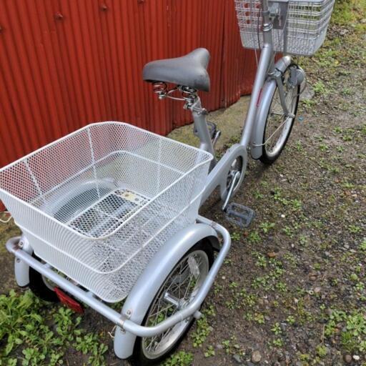 ≪お年寄り用３輪自転車≫　美品　中古