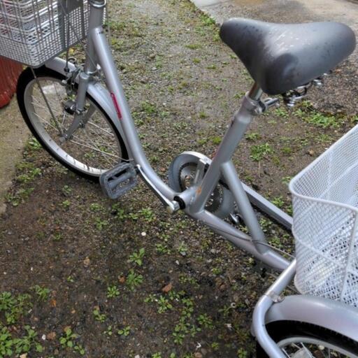 ≪お年寄り用３輪自転車≫　美品　中古