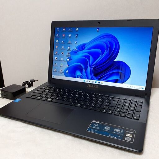 【取引中です】ASUS　X552L　15インチ　薄型　Webカメラ　Wi-Fi　マルチ　テンキー付き　Windows11