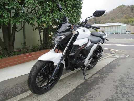 ヤマハ　FZ25　実働美中古車　タイヤ前後バリ山　バッテリーフル充電済み　ETC＆USB電源付　グリップヒーター付　ナンバー取得書類付き