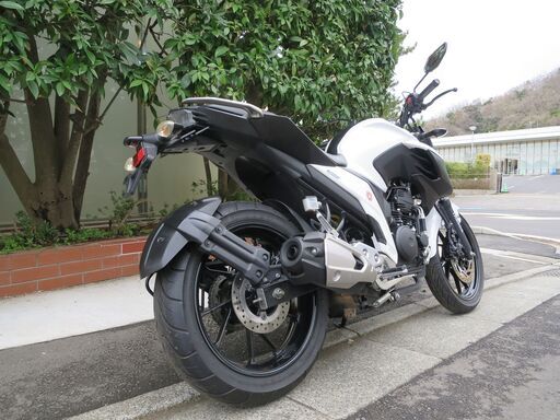 ヤマハ　FZ25　実働美中古車　タイヤ前後バリ山　バッテリーフル充電済み　ETC＆USB電源付　グリップヒーター付　ナンバー取得書類付き ヤマハ FZ25 実働美中古車 タイヤ前後バリ山 バッテリーフル充電済み