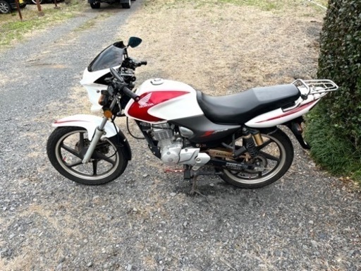 205. 動画あり　ホンダ　スーパーストーム125  小型　バイク　125cc  車体 205. 動画あり ホンダ スーパーストーム125 小型 バイク 125cc 車体