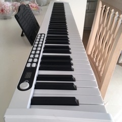 電子ピアノ 88鍵盤 ピアノタッチ 卓上型 ホワイト longeye