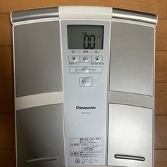体重計　Panasonic EW-FA31
