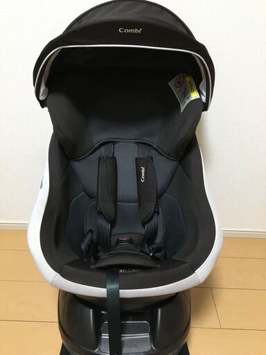 【取引中】コンビ Combi クルムーブ スマート チャイルドシート ISOFIX CG-UIG