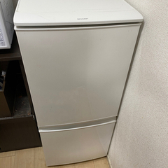 【譲ります】シャープ　137L冷蔵庫 【2016年製】