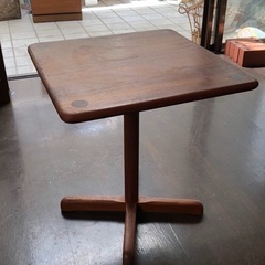 木製 小さいテーブル 横須賀 46x46x52 cm 