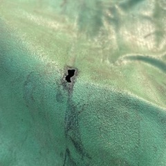 中古のトラックの荷台シート