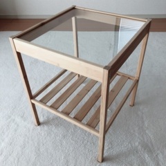 ベッドサイドテーブル【IKEA:ネスナ】