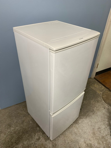札幌市内配送無料 17年製 SHARP シャープ 137L 2ドア冷蔵庫 SJ-D14C-W  