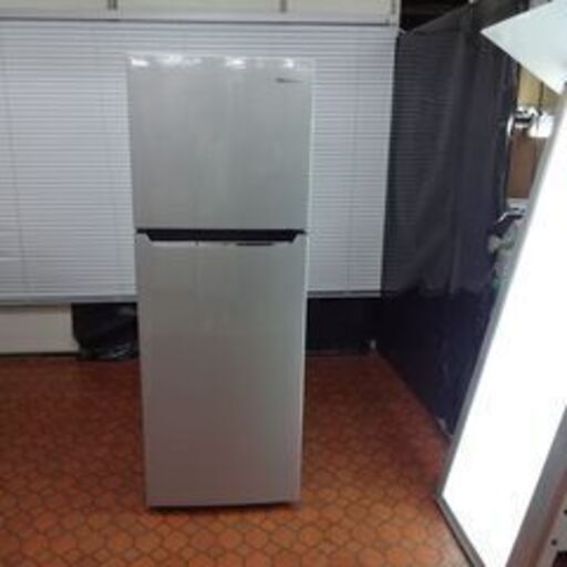 ID 004948　冷蔵庫　２ドア　ハイセンス　227L　２０１８年製　HR-B2301