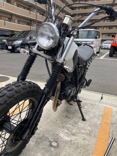 ヤマハ tw200