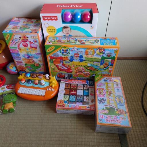 子供用品 アンパンマンやわんわんうーたんのおもちゃ