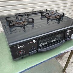 昔懐かしいガスコンロつきテーブル 東京ガス：GAS MUSEUM ガスミュージアム ／ 収蔵品で見るガス器具の