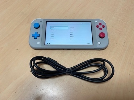 週末価格　ニンテンドー　スイッチライト本体　ポケモン