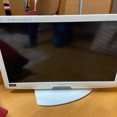 テレビ　32型