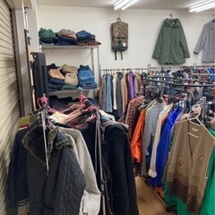 駒川商店街　フリマ　明日10時〜　衣類　大量