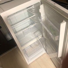 冷蔵庫　あげました。