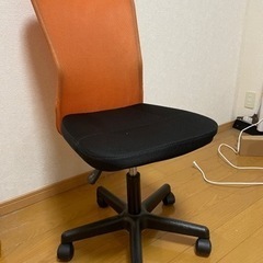 YAMAZEN 椅子　黒×オレンジ