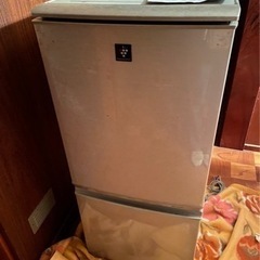 冷蔵庫2011年製SHARP