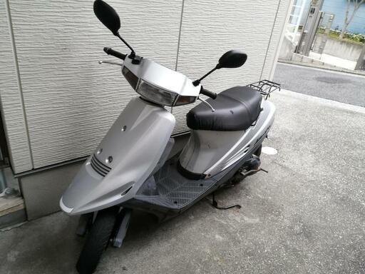 アドレス　v100　ヘルメット付