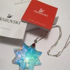 本物スワンSWAROVSKI 直径4cm超BIGサイズの輝き超絶レインボーの最高インパクト ネックレス