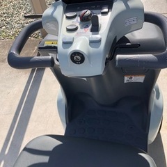 スズキ　セニアカー　ET4D7