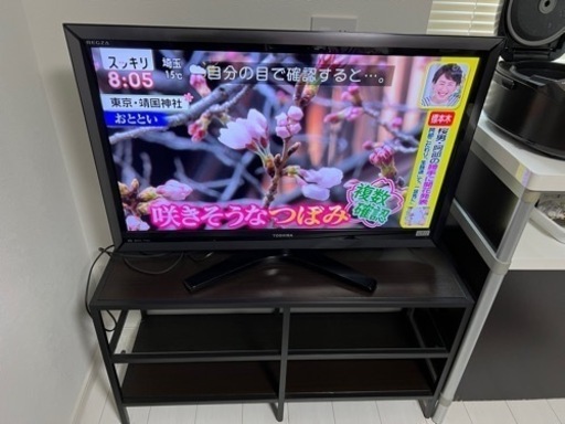 TOSHIBA REGZA 37型テレビ+IKEAテレビボード
