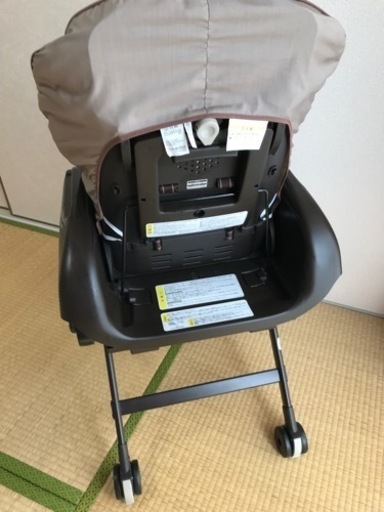 Combi ネムリラ AUTO SWING Simplight