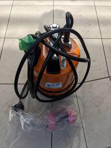 水中ポンプ　鶴見製作所低水位排水用LSC1.4S　50ヘルツ　ホース約5.8Ｍ、ホースバンド、取扱説明書付 水中ポンプ 鶴見製作所低水位排水用LSC1.4S 50ヘルツ ホース約5.8M、