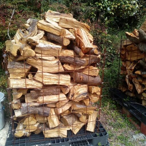 ●引取限定●未乾燥 訳あり 規格外 薪 約軽トラック荷台あおり1台分