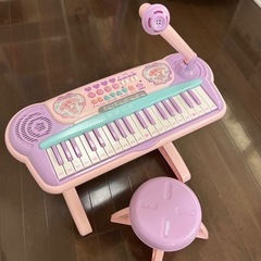 【サンリオ】電子ピアノ　おもちゃ　ピアノ